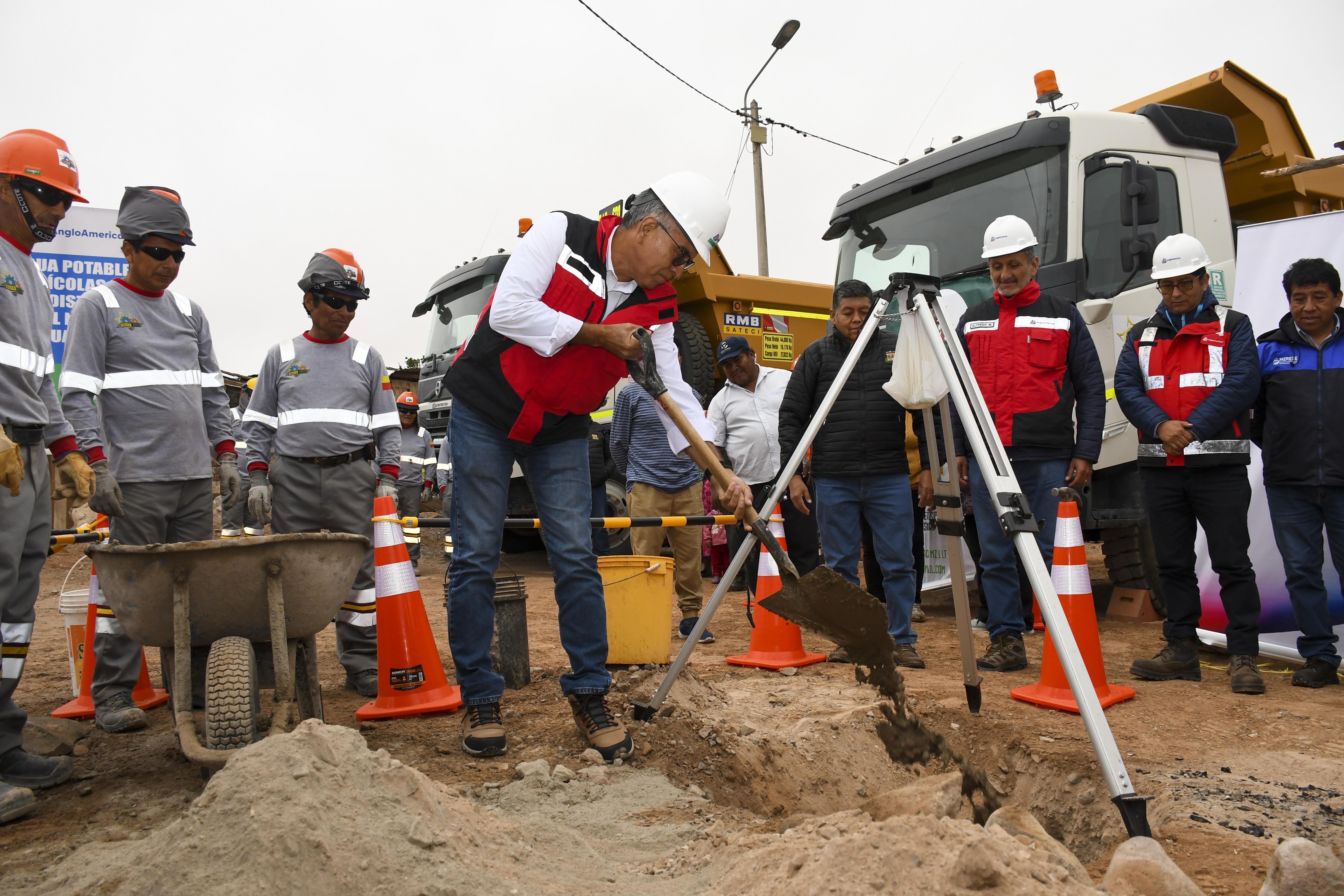 Anglo American financia obras de agua potable para más de 260 familias en Chen Chen