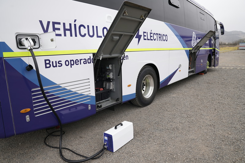 Bus